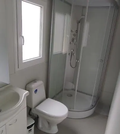 Kamp Katra Mobilna Hiska Eco Apartment Vinica